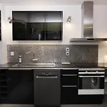 Casa de Férias Paris By La Boite En *