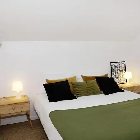 Paris By La Boite En