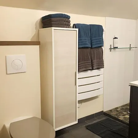 Paris By La Boite En Senlis (Oise)