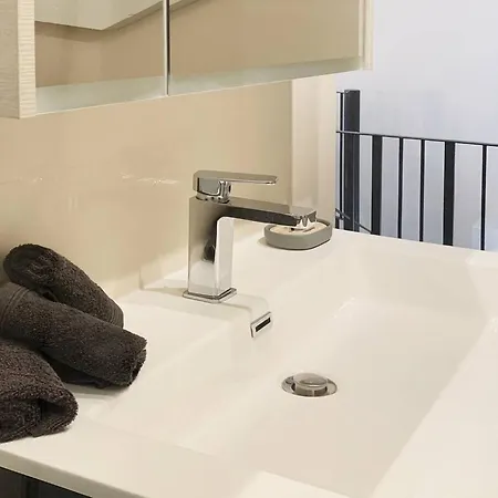 Paris By La Boîte En Hébergement de vacances Senlis (Oise)